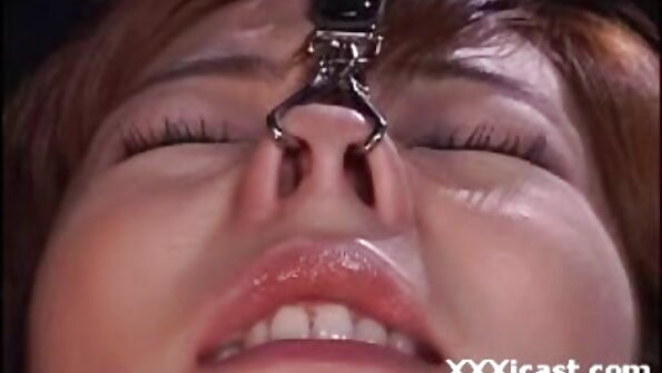 A blonde that likes splashing around in the water is getting a facial